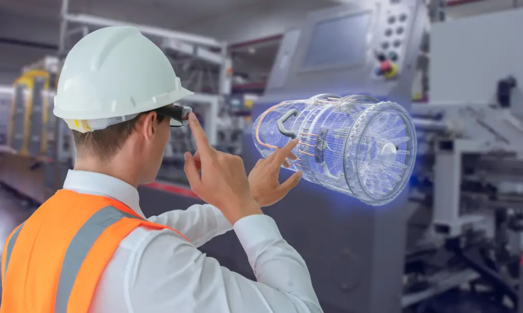 Engenheiro químico utilizando realidade virtual aumentada na indústria química